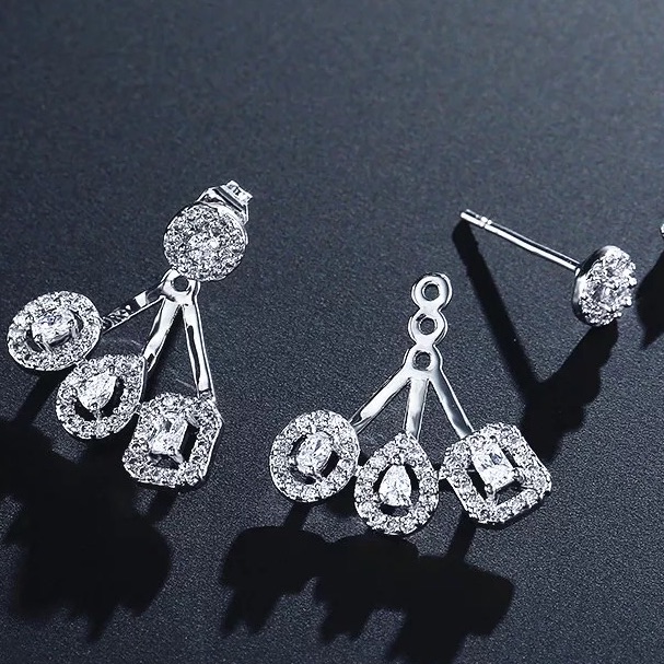 Nib 18 Kt White Gold Geometric Stud Earrings